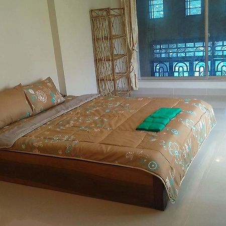 Bed and Breakfast Kepmandou Lounge-Bar Esterno foto