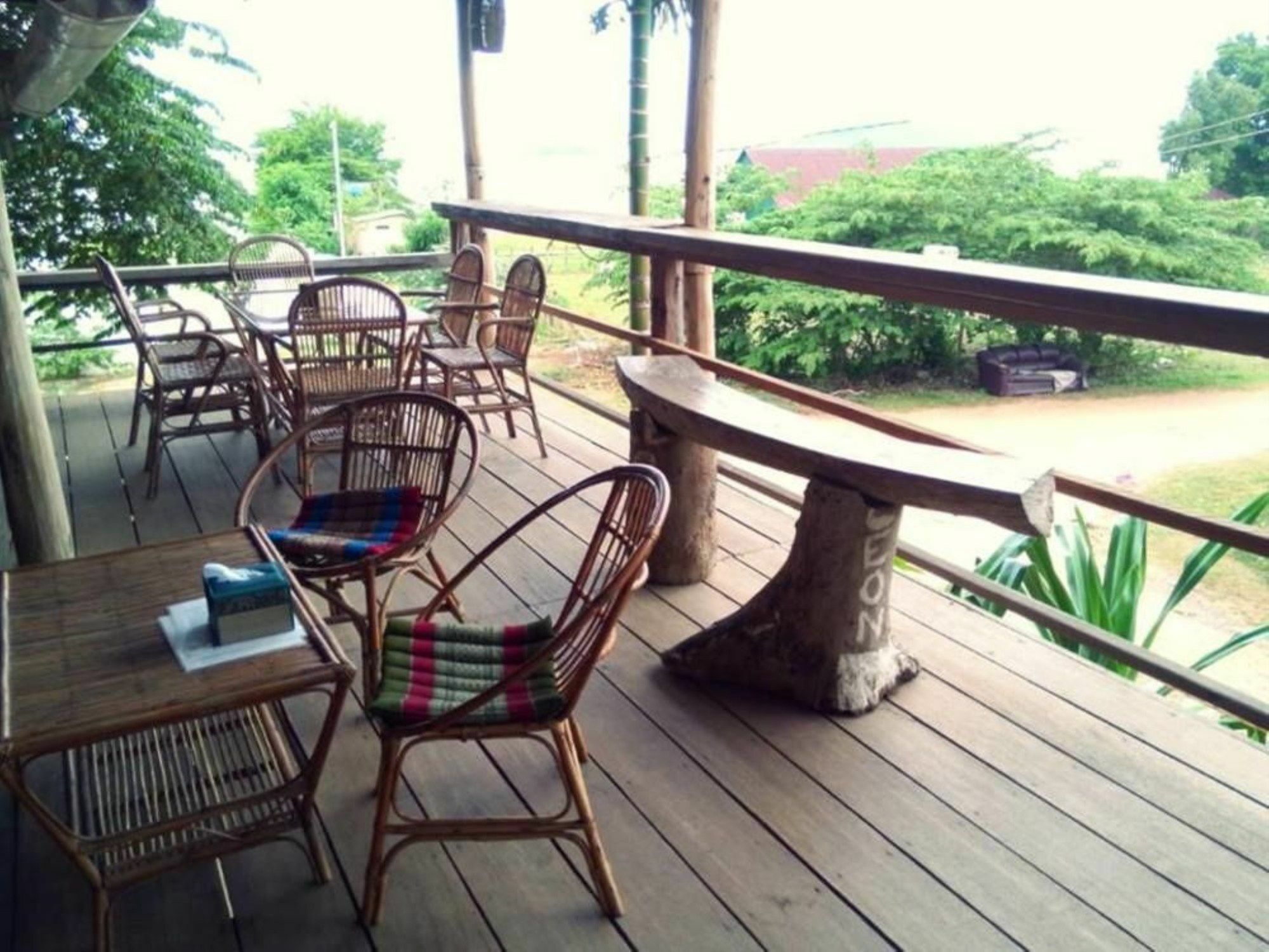 Bed and Breakfast Kepmandou Lounge-Bar Esterno foto